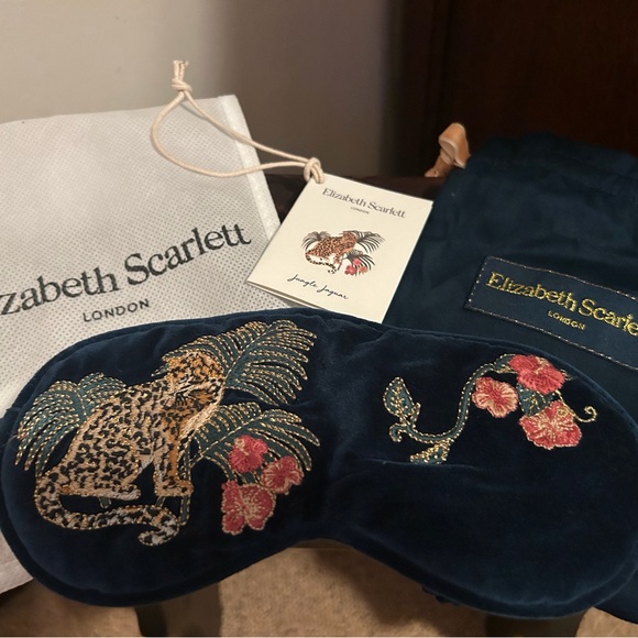 Elizabeth Scarlett Accessories - Elizabeth Scarlett Navy Blue Embroidered Face Mask